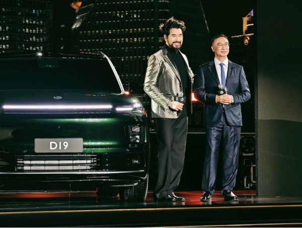 银丰配资 电厂 ｜ 穿杰尼亚的朱江明要造零跑汽车最贵的“优衣库”